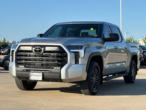 Used 2025 Toyota Tundra SR5 w/ SX Package RWD image 3