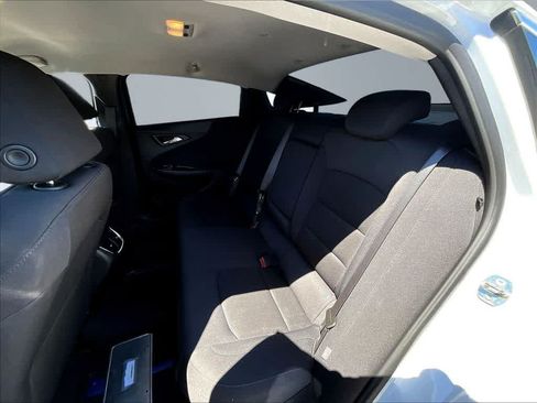 Used 2023 Chevrolet Malibu LT FWD image 23