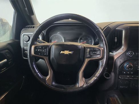 Used 2019 Chevrolet Silverado 1500 High Country image 12