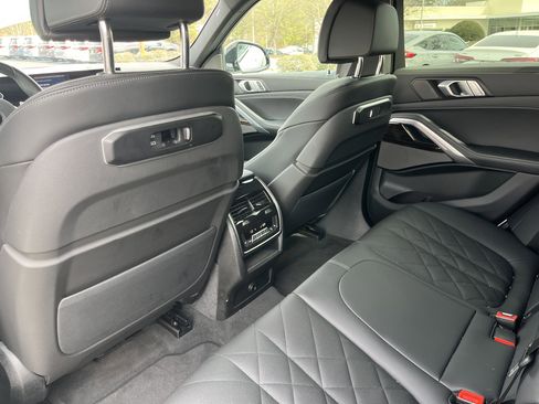 Used 2026 BMW X6 xDrive40i image 22
