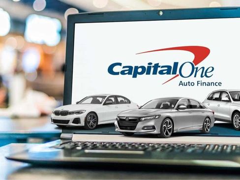 Used 2020 Ford Mustang Premium image 12