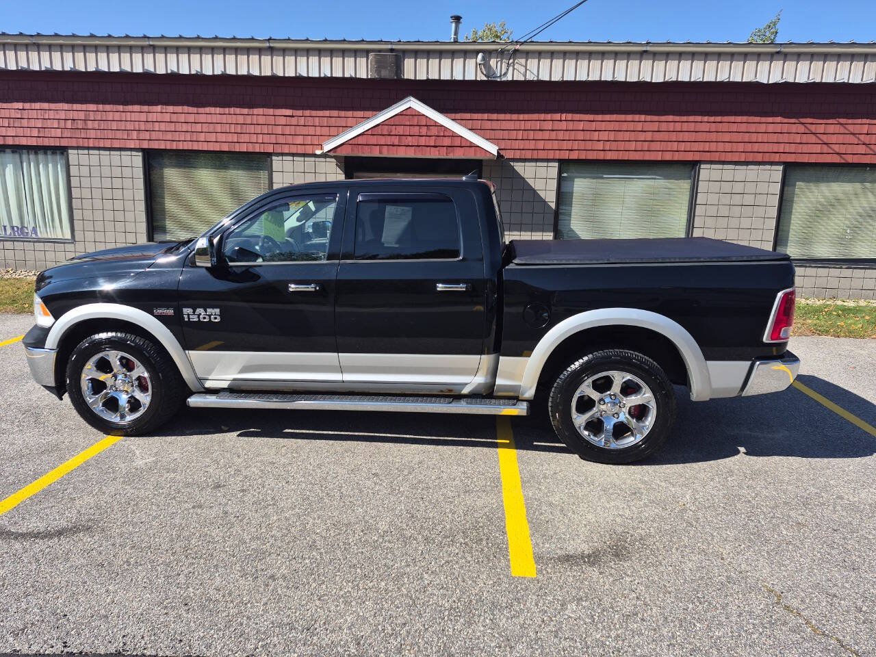 Used 2013 RAM 1500 Laramie w/ Convenience Group AWD/4WD image 21