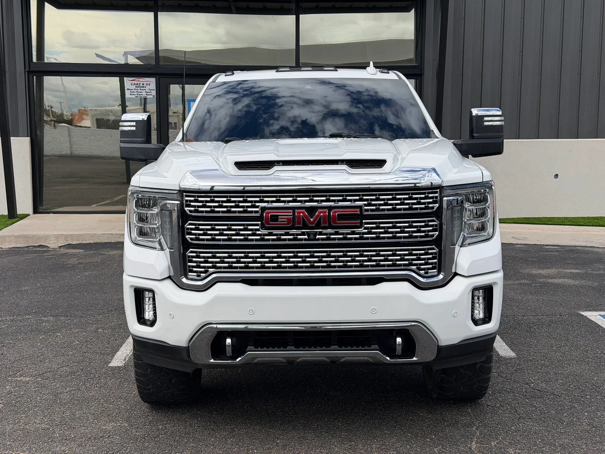 Used 2020 GMC Sierra 2500 Denali w/ Denali Ultimate Package AWD/4WD image 17