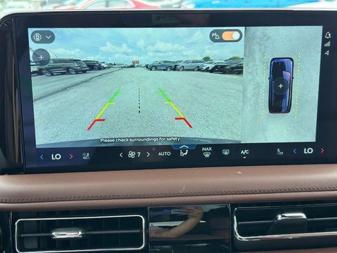 New 2026 Lincoln Aviator Reserve AWD/4WD image 21