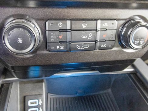 Used 2018 Ford F150 XLT w/ Equipment Group 302A Luxury image 29