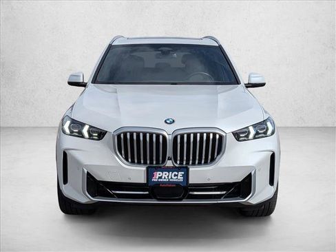 Used 2024 BMW X5 xDrive40i image 2