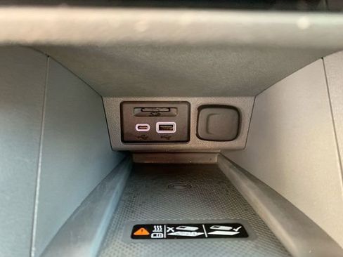 Used 2023 Chevrolet Bolt EUV Premier w/ Sun & Sound Package image 31