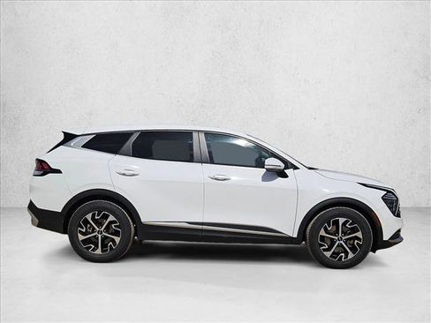 Used 2024 Kia Sportage EX FWD image 4