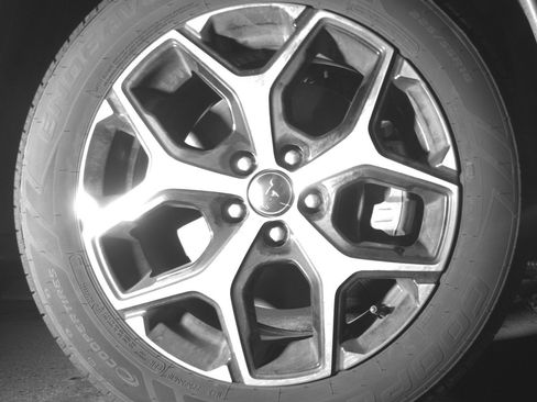 Used 2025 Jeep Compass Limited image 13