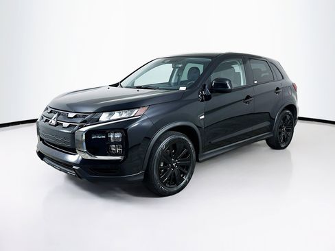 Used 2025 Mitsubishi Outlander Sport LE AWD/4WD image 3