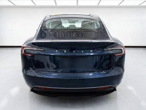 Used 2024 Tesla Model 3 Standard Range RWD image 5