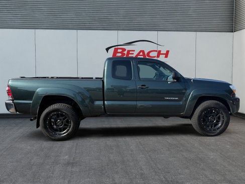 Used 2010 Toyota Tacoma 4x4 Access Cab image 9
