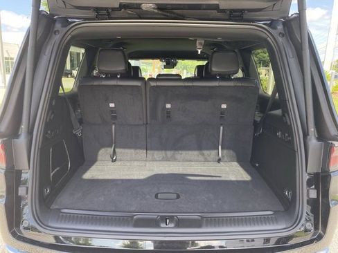 New 2024 Jeep Wagoneer Base w/ Convenience Group I image 23