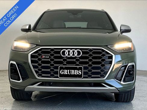 Used 2024 Audi SQ5 Premium w/ Convenience Package AWD/4WD image 3