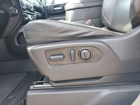 Used 2023 GMC Sierra 2500 AT4 w/ AT4 Premium Plus Package AWD/4WD image 16