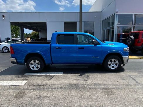 Used 2025 RAM 1500 Big Horn AWD/4WD image 9