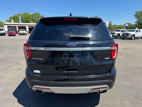 Used 2016 Ford Explorer Platinum AWD/4WD image 4