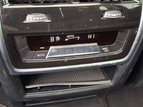 Certified 2023 BMW X7 xDrive40i w/ Premium Package AWD/4WD image 12