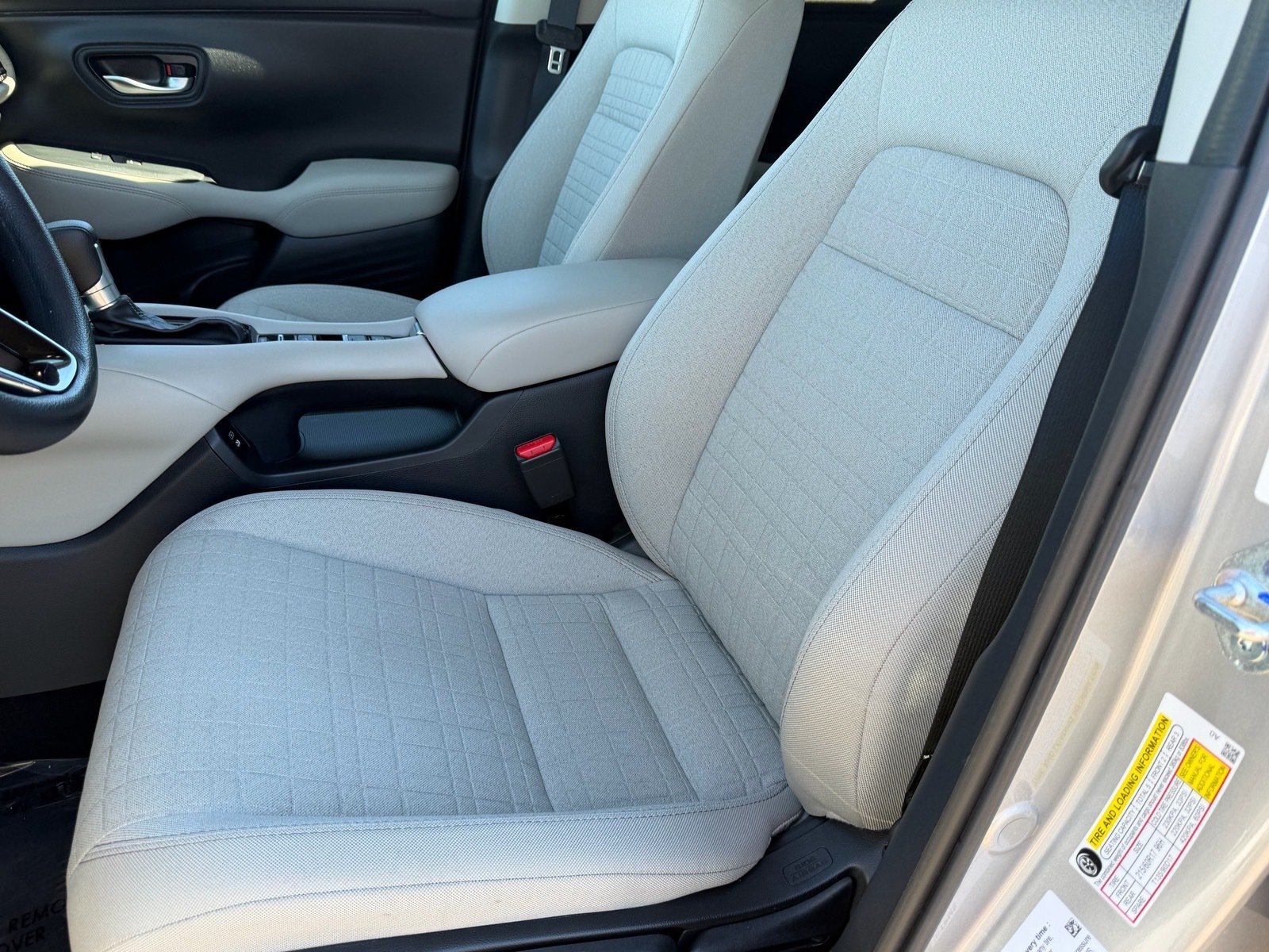 Certified 2027 Honda HR-V LX image 21