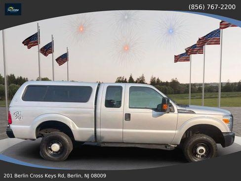 Used 2015 Ford F250 XL w/ Power Equipment Group AWD/4WD image 2