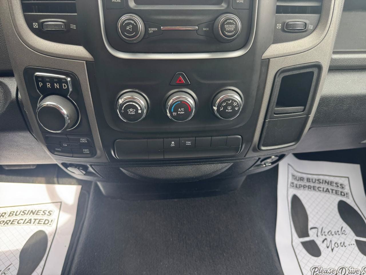 Used 2017 RAM 1500 Express AWD/4WD image 12