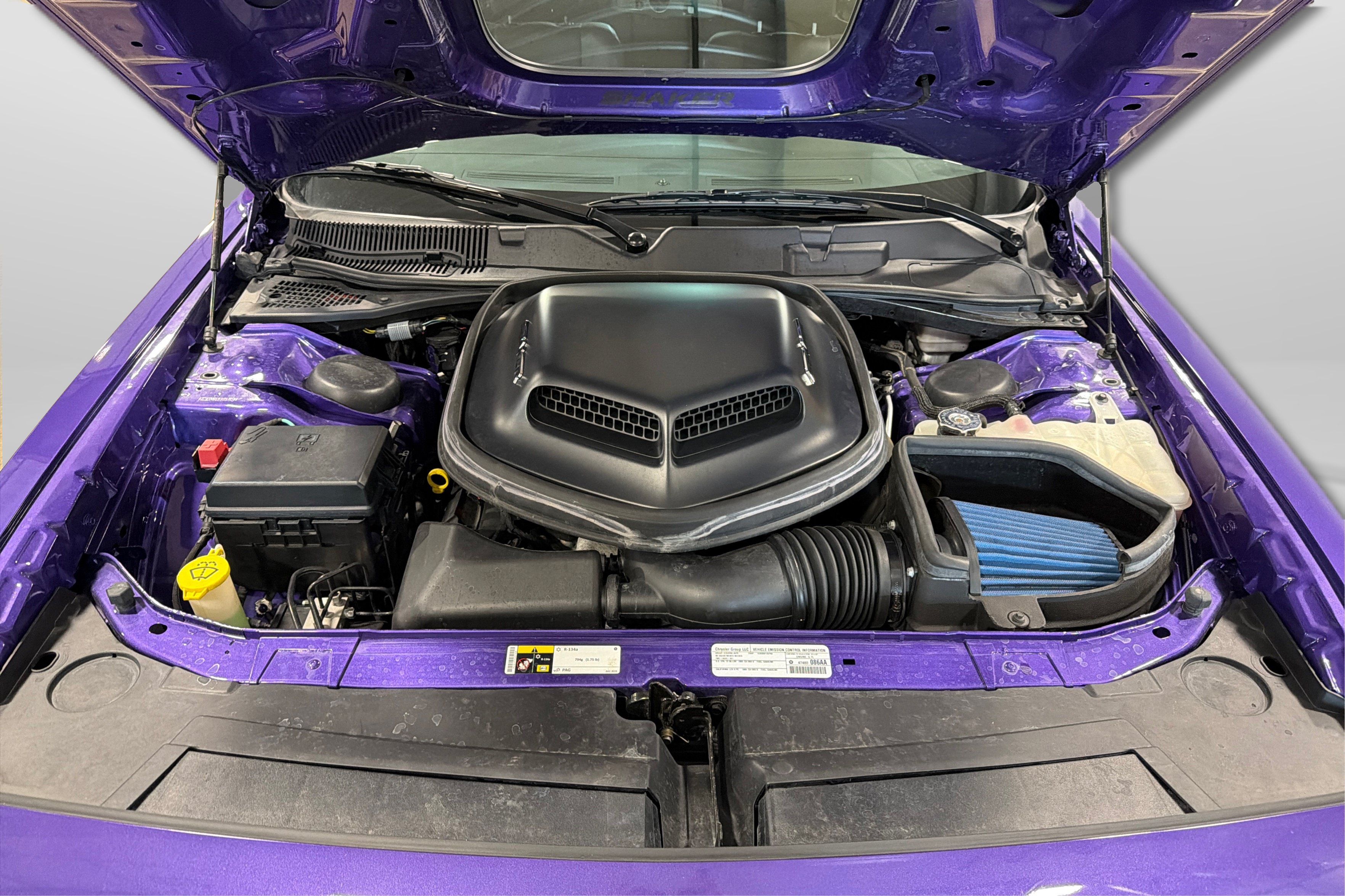 Used 2014 Dodge Challenger R/T RWD image 11