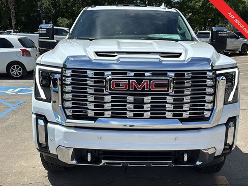 New 2026 GMC Sierra 2500 Denali w/ Denali Reserve Package AWD/4WD image 2