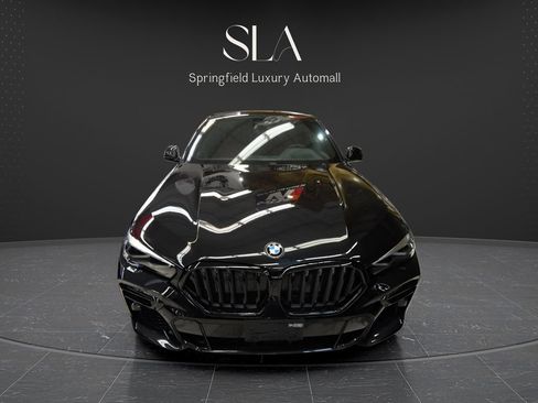 Used 2022 BMW X6 xDrive40i w/ Premium Enhanced Package AWD/4WD image 3