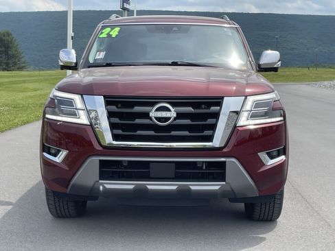 Used 2024 Nissan Armada Platinum w/ Captain's Chairs Package AWD/4WD image 9