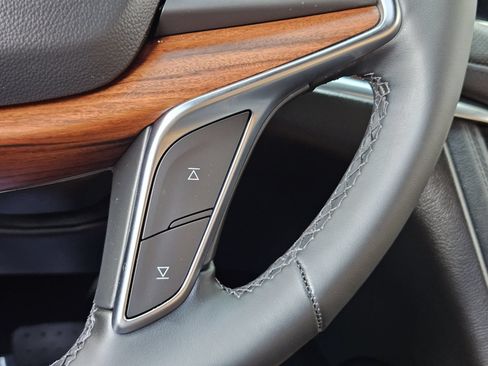 Used 2025 Cadillac XT5 Premium Luxury FWD image 28