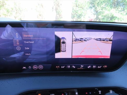 New 2026 Buick Enclave Avenir w/ Super Cruise Package FWD image 28