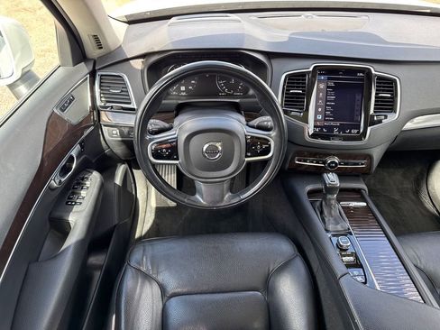 Used 2017 Volvo XC90 T6 Momentum w/ Vision Package AWD/4WD image 24