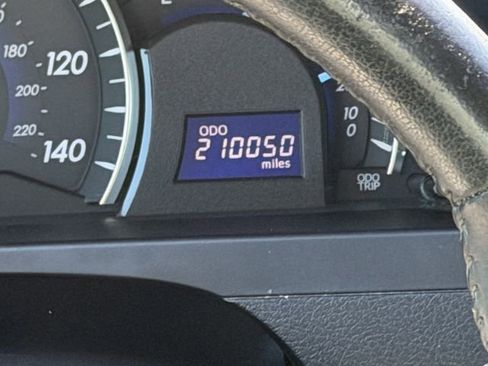 Used 2012 Toyota Camry XLE image 14