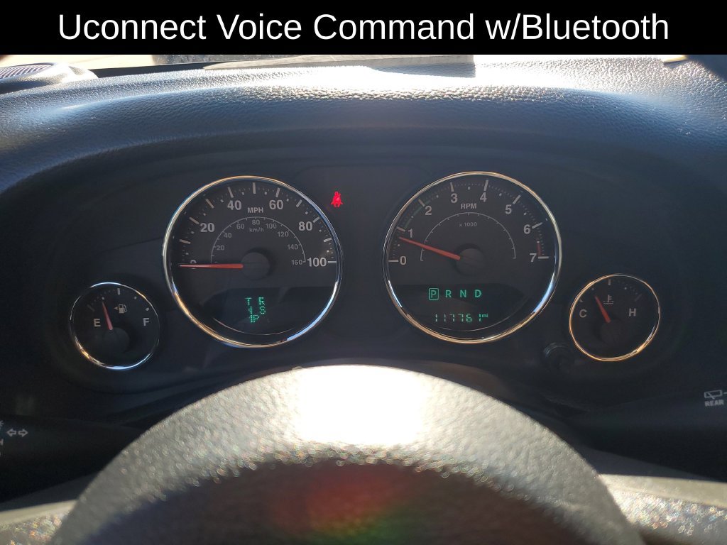 Used 2015 Jeep Wrangler Unlimited Sport w/ Connectivity Group AWD/4WD image 14