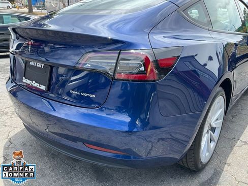 Used 2022 Tesla Model 3 Long Range AWD/4WD image 85