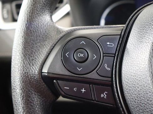 Used 2023 Toyota RAV4 LE AWD/4WD image 16