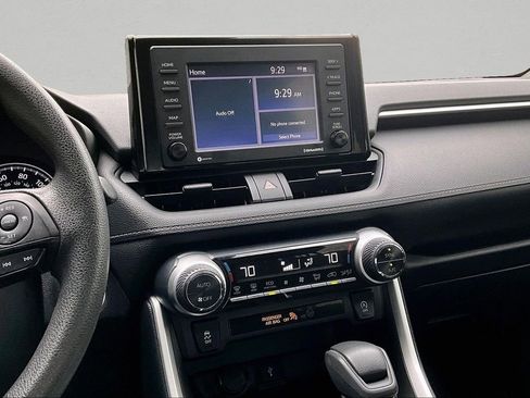Certified 2021 Toyota RAV4 XLE FWD image 11