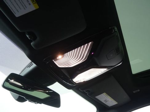 Used 2023 BMW i4 eDrive35 w/ Premium Package RWD image 19
