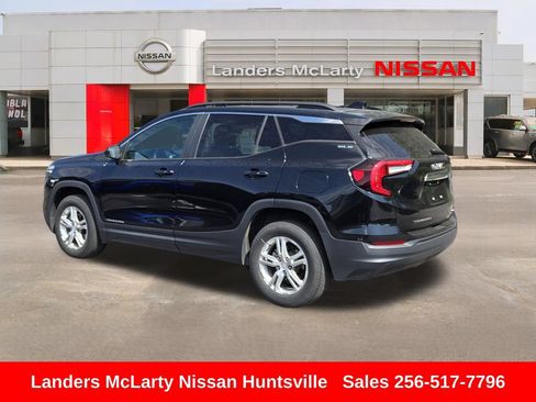 Used 2023 GMC Terrain SLE w/ Driver Convenience Package AWD/4WD image 6