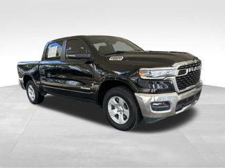 Used 2025 RAM 1500 Big Horn video 2