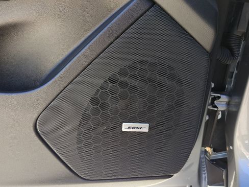 Used 2025 Cadillac XT5 Premium Luxury image 48