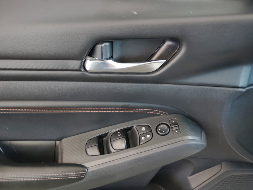 Used 2020 Nissan Altima 2.5 SR FWD image 22
