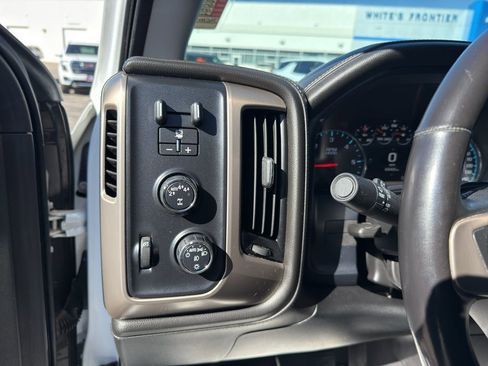 Used 2018 GMC Sierra 1500 Denali w/ Denali Ultimate Package AWD/4WD image 17