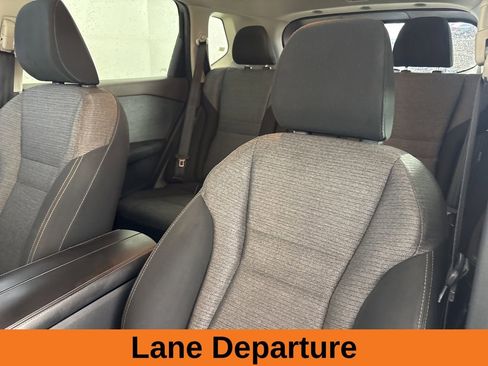 Used 2021 Nissan Rogue S image 10