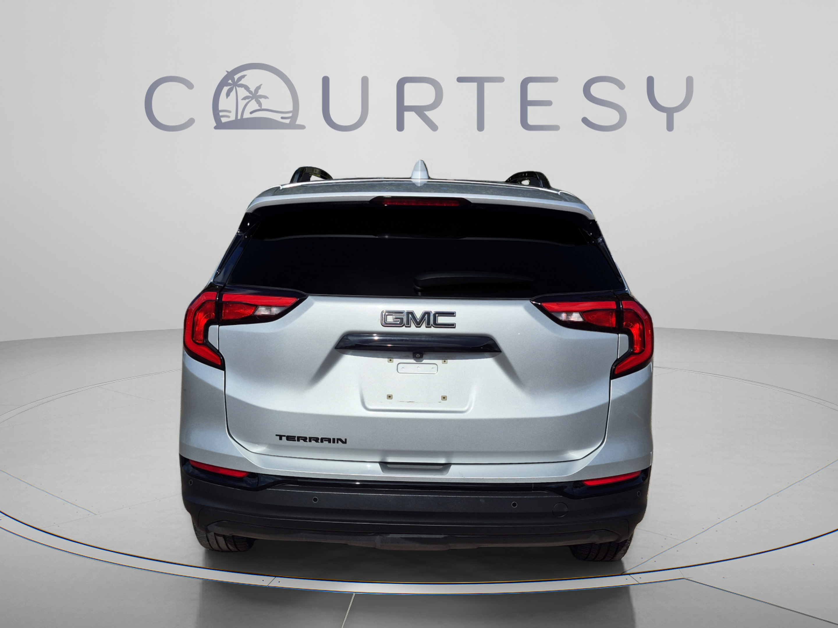 Used 2021 GMC Terrain SLT w/ Infotainment Package II FWD image 4