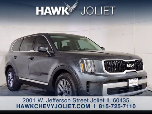 Used 2024 Kia Telluride LX AWD/4WD image 1