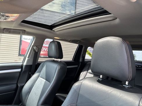 Used 2018 Toyota Highlander XLE w/ Protection Package #3 AWD/4WD image 19