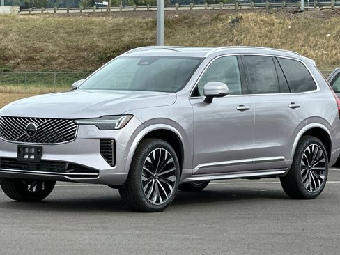 New 2026 Volvo XC90 B6 Plus w/ Protection Package Premier image 7