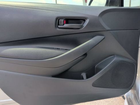 Used 2024 Toyota Corolla LE FWD image 13