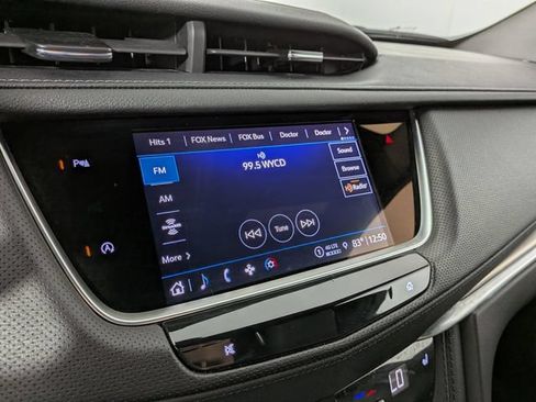 Certified 2024 Cadillac XT5 Luxury w/ LPO, Floor Liner Package AWD/4WD image 18